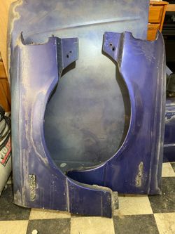 96 ford ranger passenger door & 2 fenders