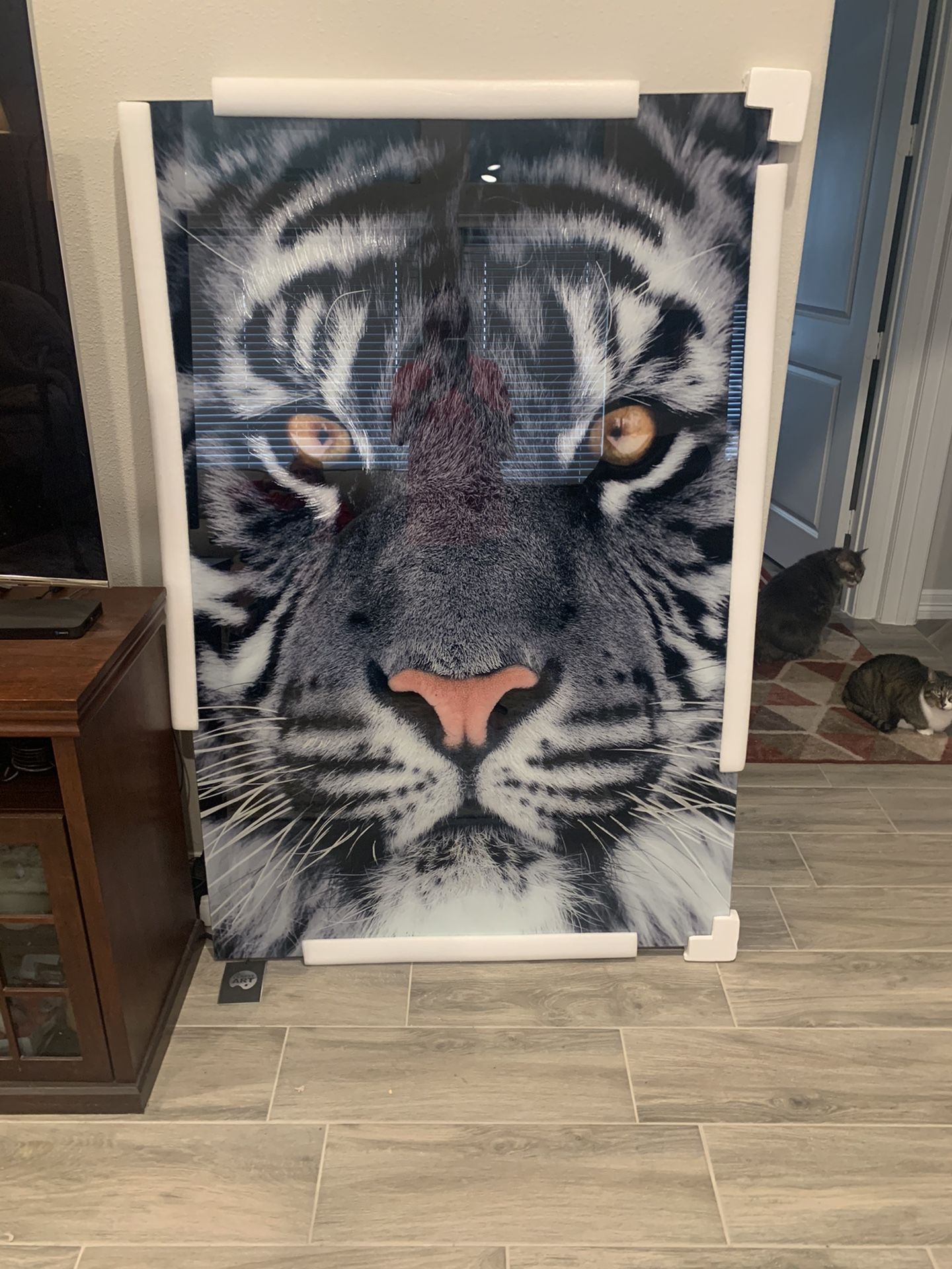 All Glass Beautiful White Tiger Picture . Still Available.