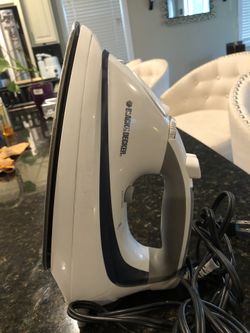 Black & Decker steam iron