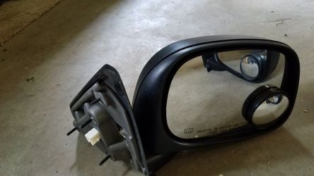 Pair of 2004 dodge ram 1500 OEM power heated mirrors