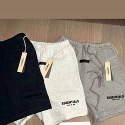 Essential Shorts S-XL