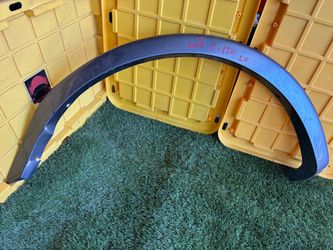 2009 / 2014 FORD F150 LEFT DRIVER FENDER FLARE FACTORY OEM