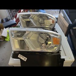 OEM Dodge Ram 1500 DRIVER side headlight 2019-2022