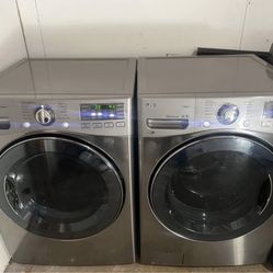 LG Steam Washer & Dryer Set 