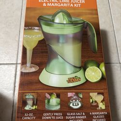 Taco Tuesday Electric Lime Juicer Margarita Kit