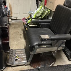 Barber chair