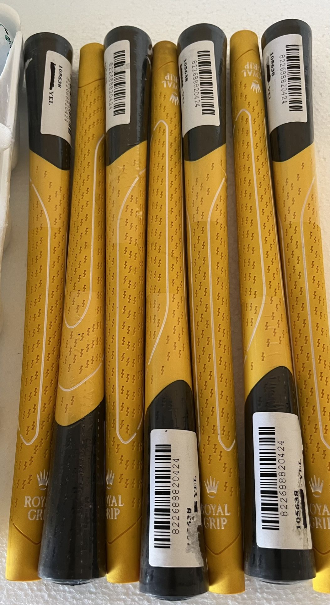7 NEW YELLOW ROYAL GRIP MCT Golf Club Grips