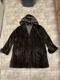 Women’s 2x Chocolate Faux Fur Hooded Coat