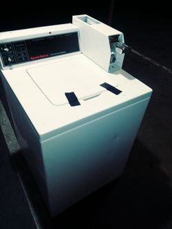 Speed Queen Coin-Op Washer