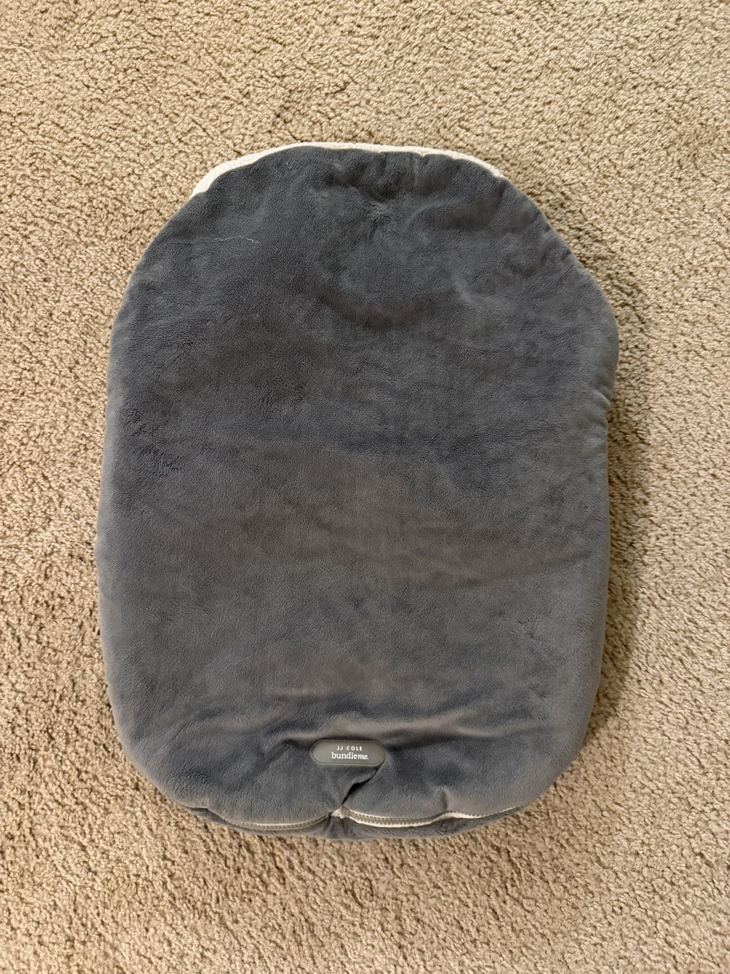 JJ Cold BundleMe car seat cover