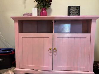 Pink  buffet hutch with matching shelf