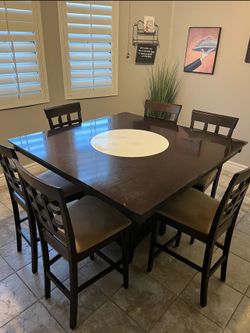 Dinette set with 6 chairs