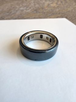 Oura Ring 4 Ceramic – Midnight Blue – Size 11 – With Box & Charger