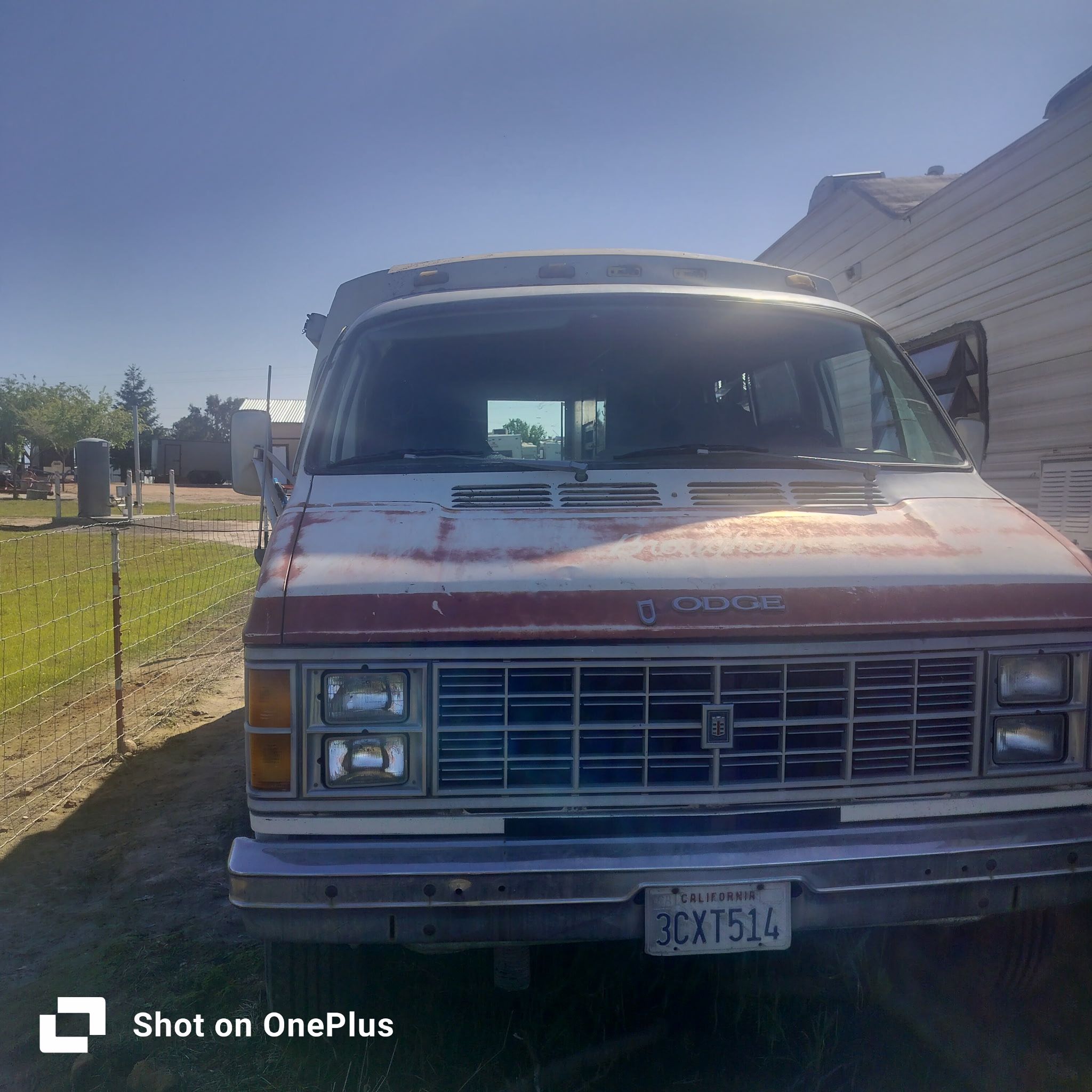 Mini Brougham Van Rv Dry Inside Cool Ride