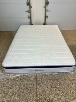 Helix Midnight Queen Mattress
