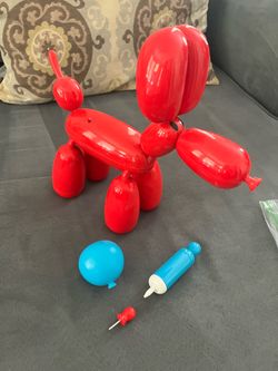 Robot red balloon dog