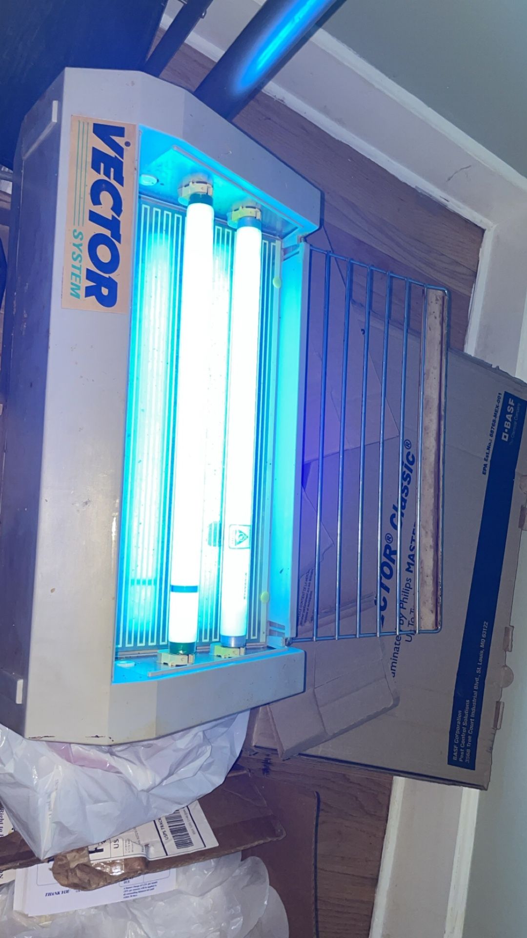 Vector Classic Fly Lights For Insect Control!