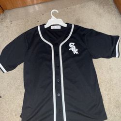 White sox button up size M 