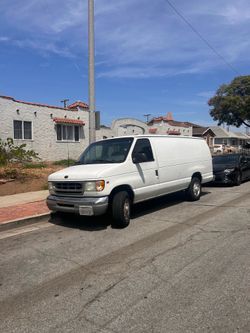 2009 Ford E350 Super Duty