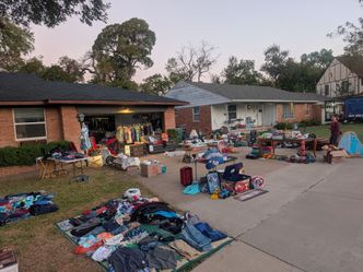 Garage sale South Garland