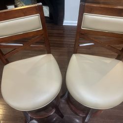 Set of 2 Swivel Bar Stools – Wood & Beige Cushioned Seats 