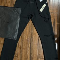 Essentials Stretch Limo Sweatpants Size Small