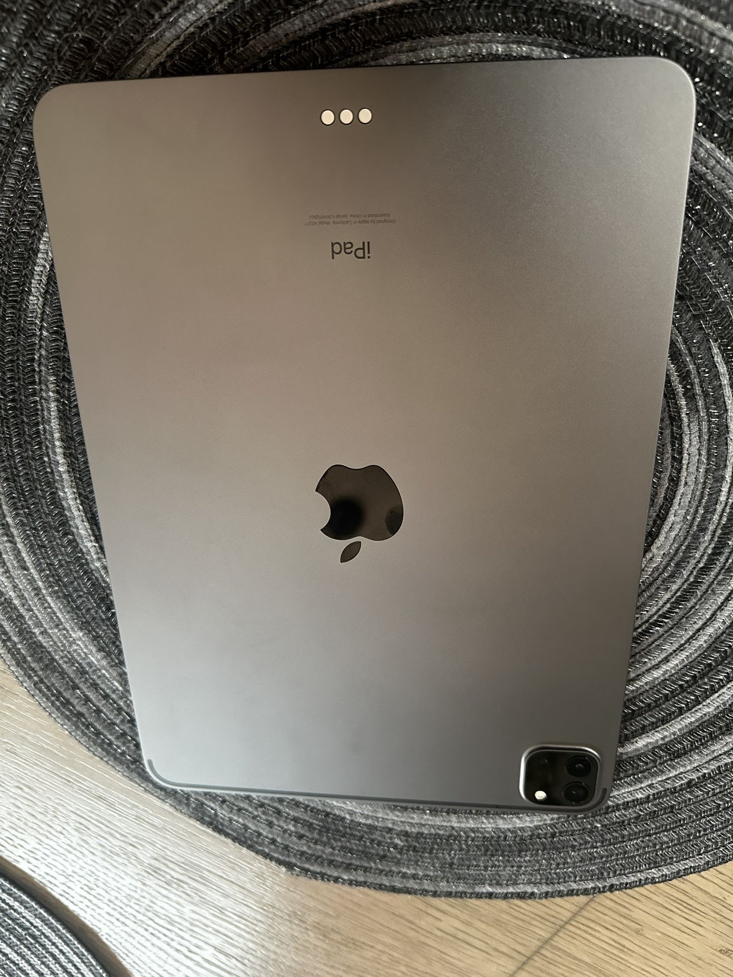 Apple iPad Pro (11") 3rd Gen 128GB