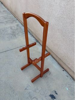 Wooden hanger good condition