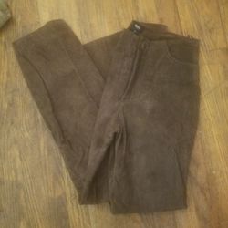 FANTASTIC LEATHER PANTS!!