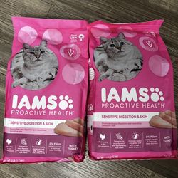 Iams Dry Cat food