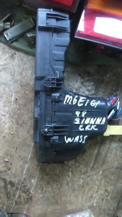 98-03 Toyota Sienna parts