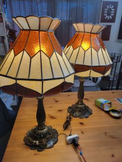 Tiffany style slag glass lamp set.