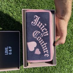 Juicy Couture Clutch Wallet
