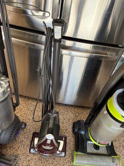 Vacuum cleaners, Daysin, Harland Bissell