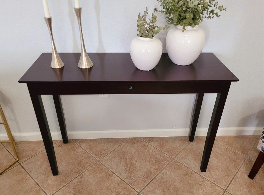 Beautiful Brown Console Table‼️