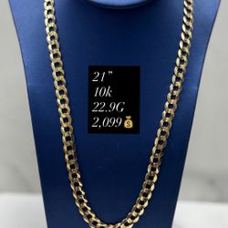Gold chain 