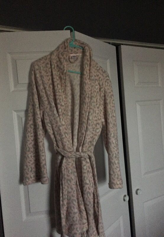 Ulta robe pink cheetah print