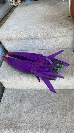 Disney Pixar. Nave the zurg. Light year. Hyper speed series zurg mother ship
