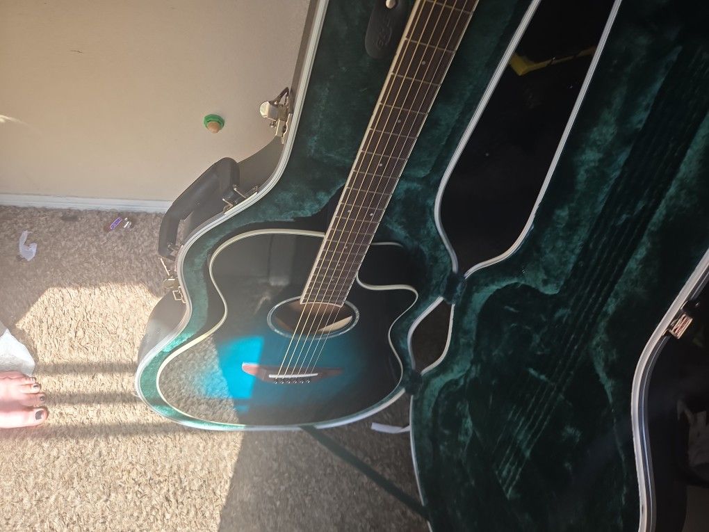 Yamaha Guitar