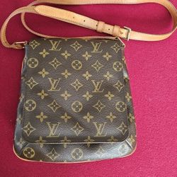 Louis Vuitton  Mussette Salsa Shoulder Bag