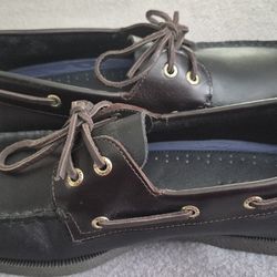 Men's New Sperry 2 Eyed Dock Shoe - Size 11
