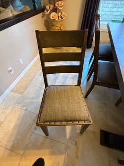 Dinning Room Table