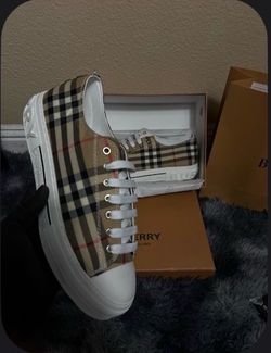 Designer shoe high quality