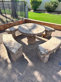 Free stone table