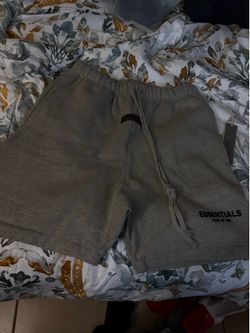 Gray essential shorts
