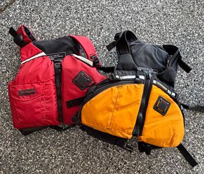 2 Stohlquist- Kids Life Jackets