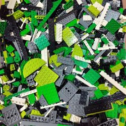 LEGO Landscape/Mech Lot: Plates, Technic Beams & Base  Foundation 5 lbs Cleaned