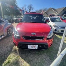 Kia Soul 2013!!!!2,800 Down Payment!!! We Finance!!!