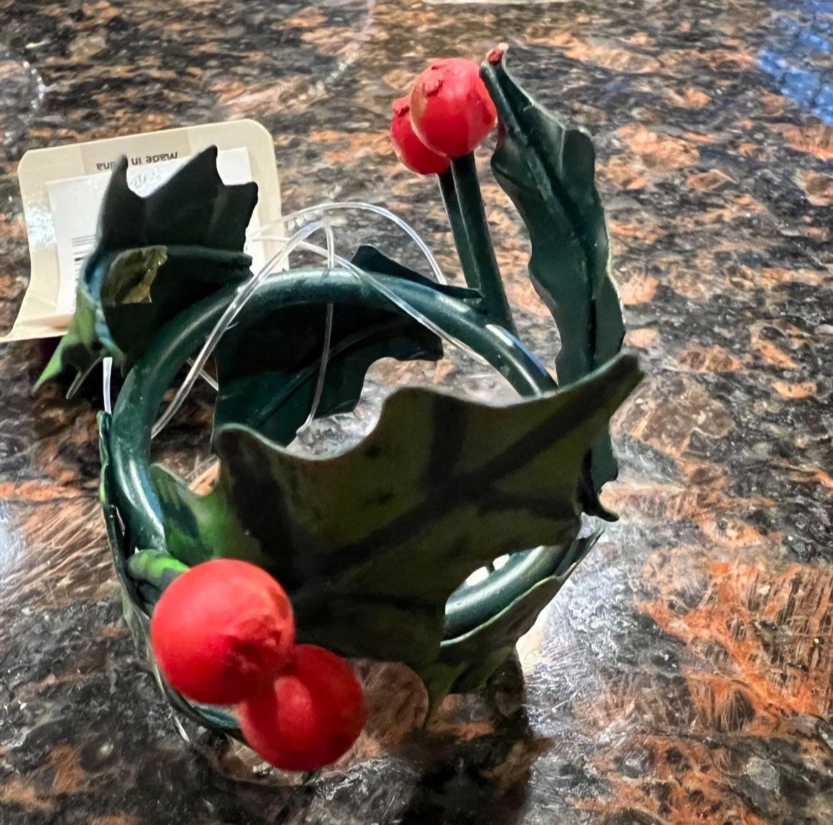 Beautiful holly rings, set of 12. New with tags, $10 Obo