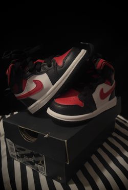 Toddler Jordan 1 Mid Size 4c